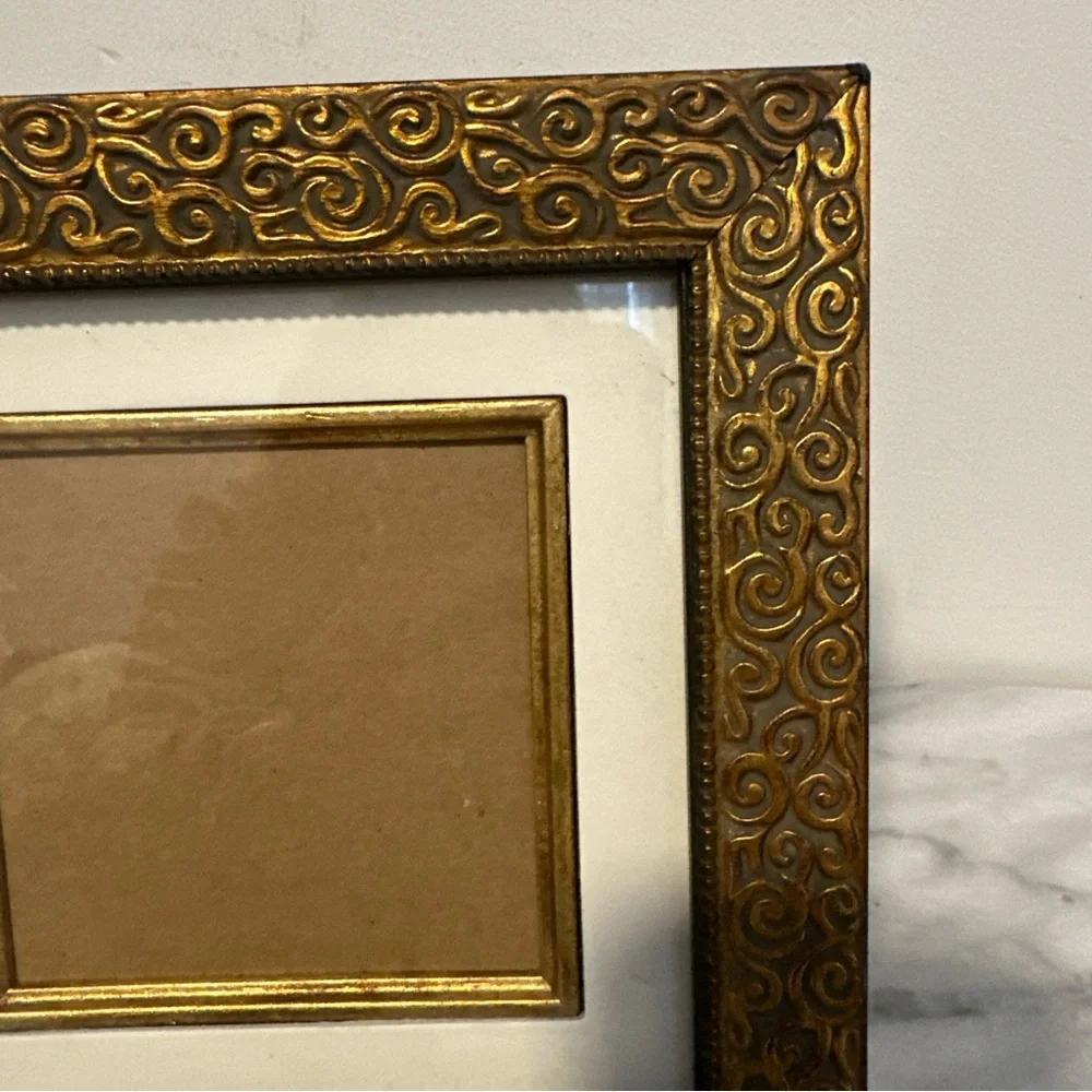 Ornate Gold Swirl Picture Frame box style fits 4x4” photo